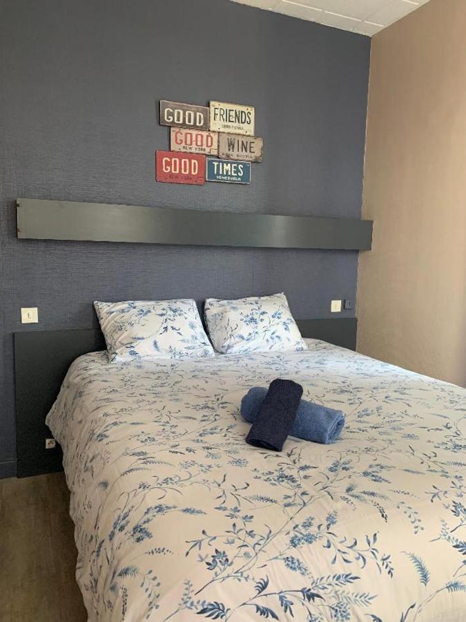 Caveau Du Rond Point Buxy Exterior foto